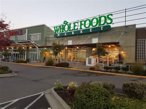 whole foods tukwila wa.
